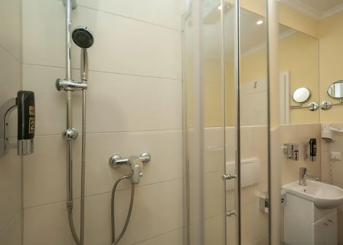 Hotel Gruene Tanne 3*
